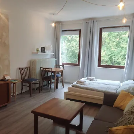 Gemuetliches Ein-zimmer-appartment 5min Zur Innenstadt Apartament